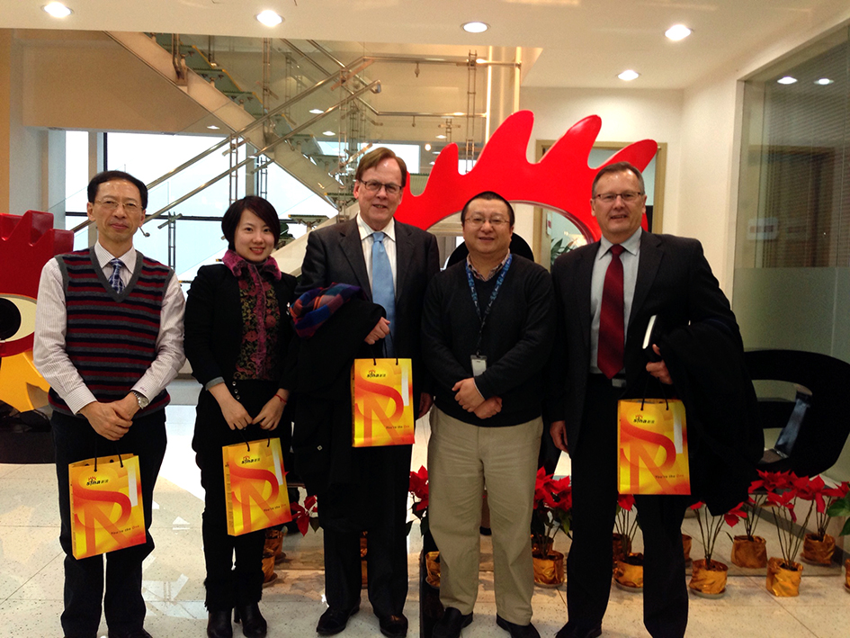 L to R: Mr Xue Ming, Director, Ms Julia (Ting Ting) Gong, CEO and Mr Garry Crockett, Global Executive Chairman CHINA READY, Mr Wang Wei, Director Information Technology Sina Weibo, Mr Geoff Buckely, Director CHINA READY